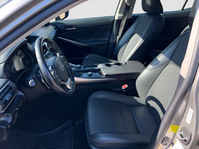 2017 Lexus IS 300 AWD