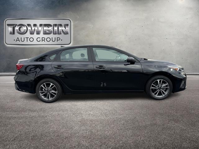 2022 Kia Forte LXS 2022 Kia Forte LXS