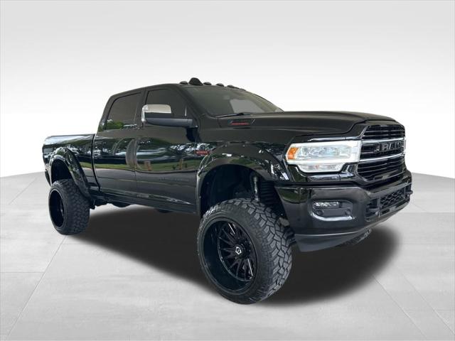 2022 RAM 2500 Laramie Crew Cab 4x4 64 Box