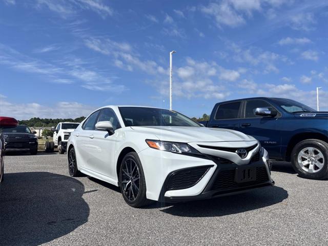 2024 Toyota Camry SE Nightshade