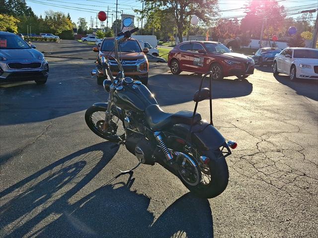 2017 Harley-Davidson Wide Glide Base