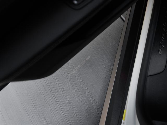 2025 Porsche Taycan Turbo