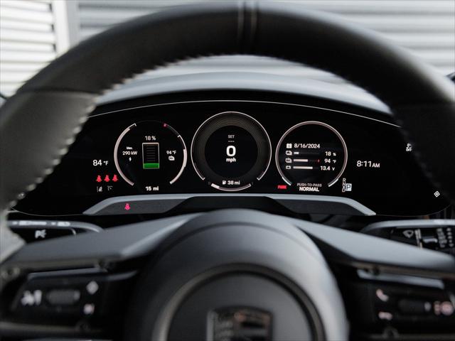 2025 Porsche Taycan Turbo