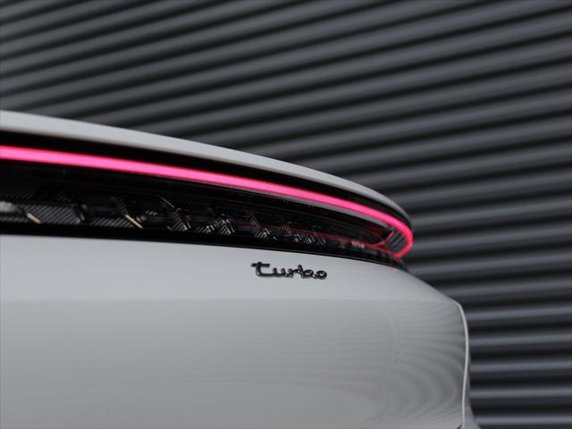 2025 Porsche Taycan Turbo