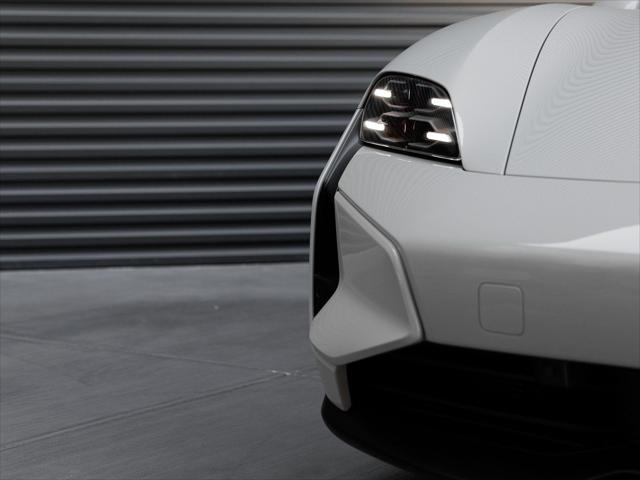 2025 Porsche Taycan Turbo