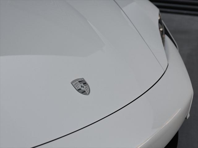 2025 Porsche Taycan Turbo