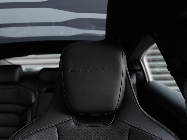 2025 Porsche Taycan Turbo S