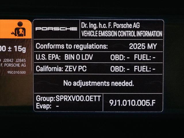 2025 Porsche Taycan Turbo S