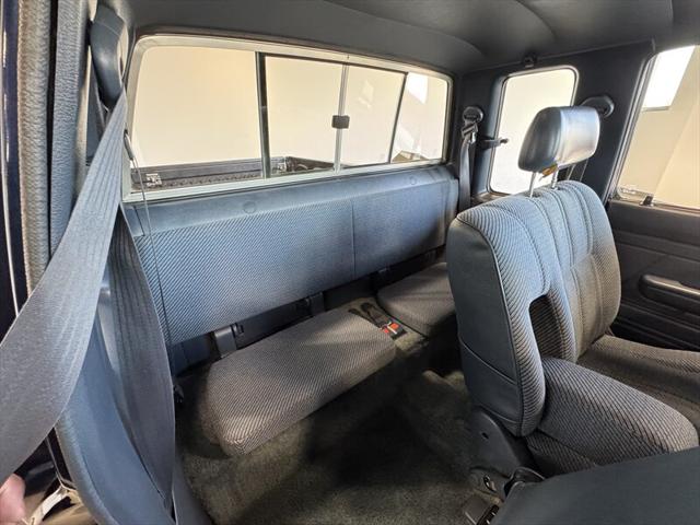 1992 Toyota 4WD Trucks Deluxe 2dr Deluxe