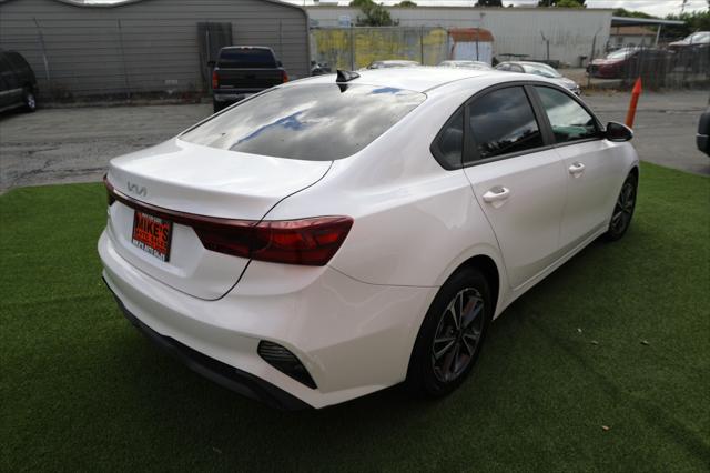 2023 Kia Forte LXS