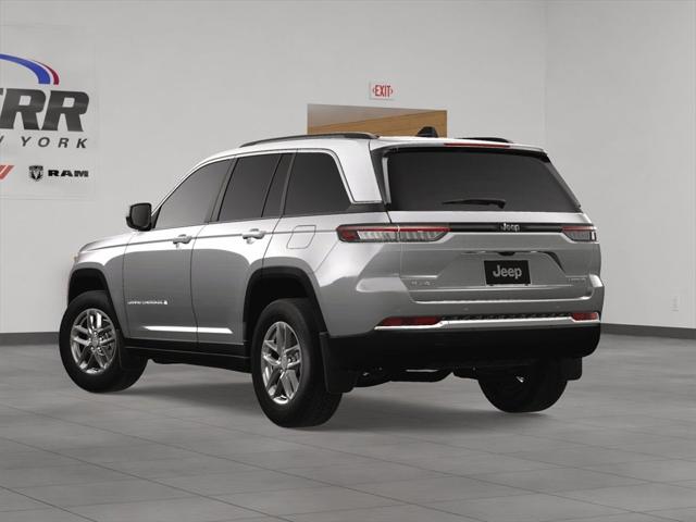 2025 Jeep Grand Cherokee GRAND CHEROKEE LAREDO X 4X4