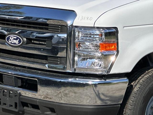 2026 Ford E-350 Cutaway Base Cutaway