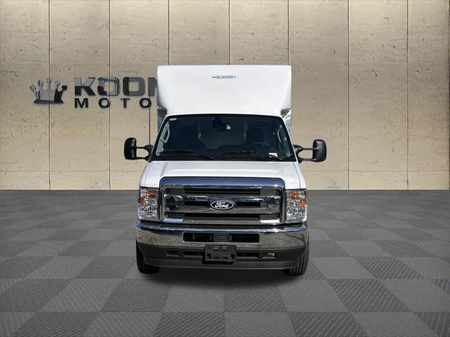 2026 Ford E-350 Cutaway Base Cutaway