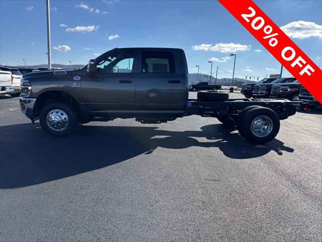 2026 RAM Ram 3500 Chassis Cab RAM 3500 TRADESMAN CREW CAB CHASSIS 4X4 60 CA 2026 RAM Ram 3500 Chassis Cab RAM 3500 TRADESMAN CREW CAB CHASSIS 4X4 60 CA