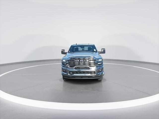 2026 RAM Ram 3500 Chassis Cab RAM 3500 TRADESMAN CREW CAB CHASSIS 4X4 60 CA 2026 RAM Ram 3500 Chassis Cab RAM 3500 TRADESMAN CREW CAB CHASSIS 4X4 60 CA