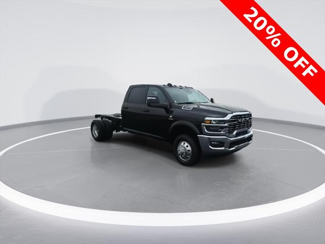 2026 RAM Ram 3500 Chassis Cab RAM 3500 TRADESMAN CREW CAB CHASSIS 4X4 60 CA 2026 RAM Ram 3500 Chassis Cab RAM 3500 TRADESMAN CREW CAB CHASSIS 4X4 60 CA