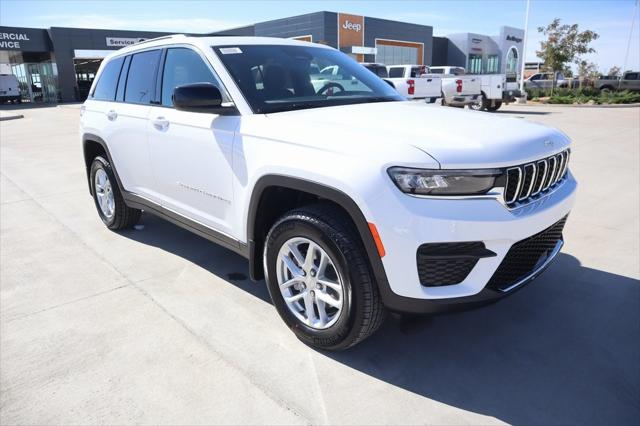 2025 Jeep Grand Cherokee GRAND CHEROKEE LAREDO X 4X2 2025 Jeep Grand Cherokee GRAND CHEROKEE LAREDO X 4X2