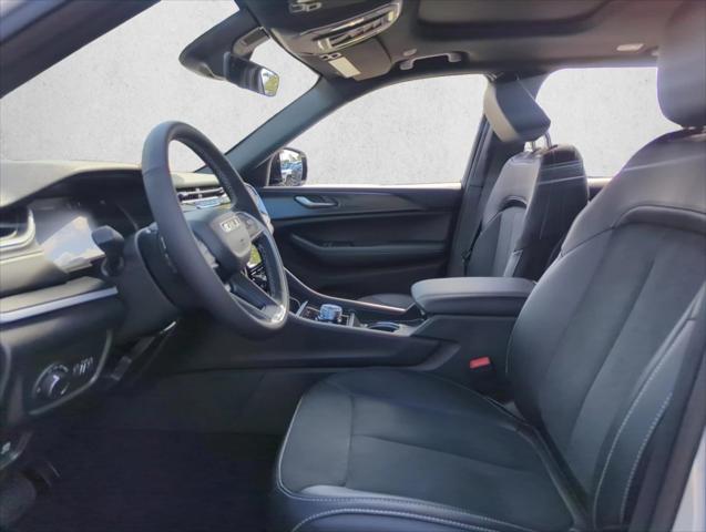 2025 Jeep Grand Cherokee Altitude X 4x2