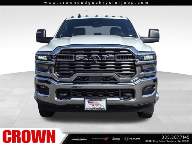 2026 RAM Ram 3500 Chassis Cab RAM 3500 TRADESMAN CREW CAB CHASSIS 4X2 60 CA 2026 RAM Ram 3500 Chassis Cab RAM 3500 TRADESMAN CREW CAB CHASSIS 4X2 60 CA