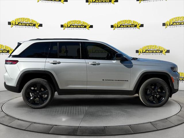 2025 Jeep Grand Cherokee Altitude X 4x2