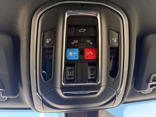 2025 Jeep Grand Cherokee Altitude X 4x2