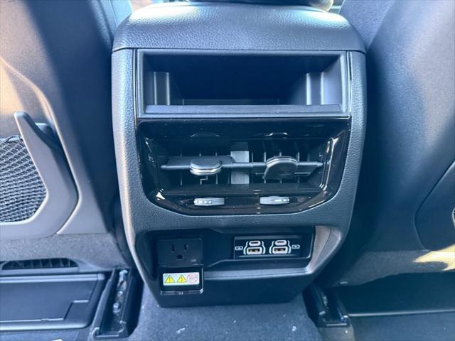 2025 Jeep Grand Cherokee Altitude X 4x2