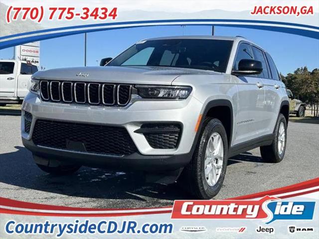 2025 Jeep Grand Cherokee GRAND CHEROKEE LAREDO X 4X2