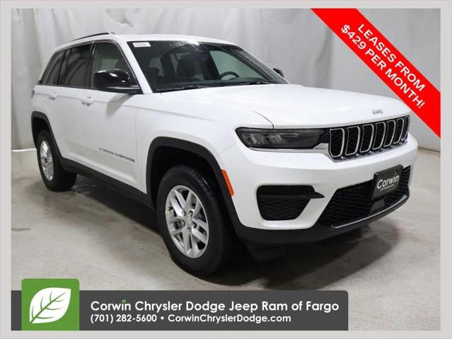 2025 Jeep Grand Cherokee GRAND CHEROKEE LAREDO X 4X4