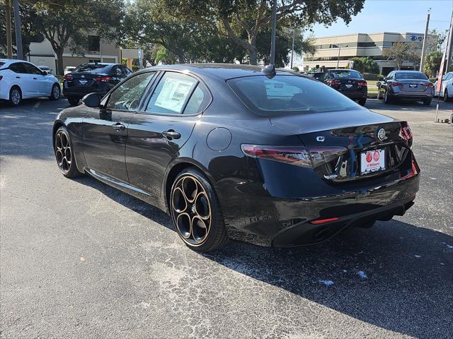 2025 Alfa Romeo Giulia GIULIA INTENSA RWD