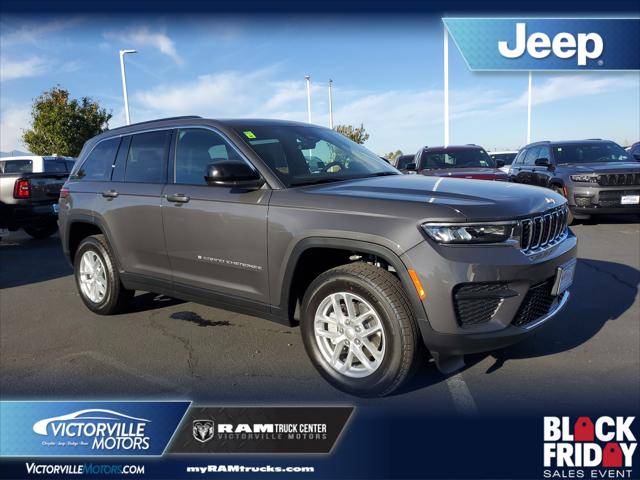 2025 Jeep Grand Cherokee GRAND CHEROKEE LAREDO X 4X4