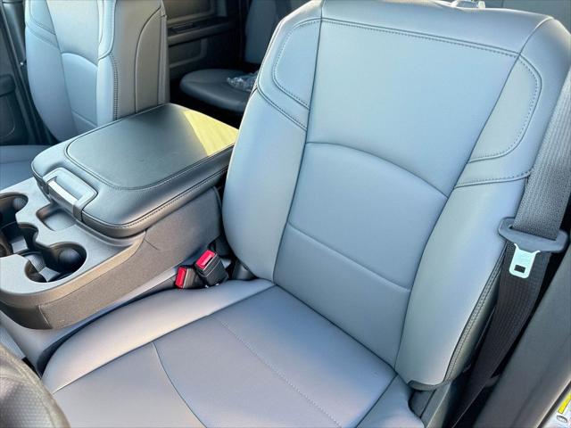 2026 RAM Ram 3500 RAM 3500 TRADESMAN CREW CAB 4X4 8 BOX 2026 RAM Ram 3500 RAM 3500 TRADESMAN CREW CAB 4X4 8 BOX