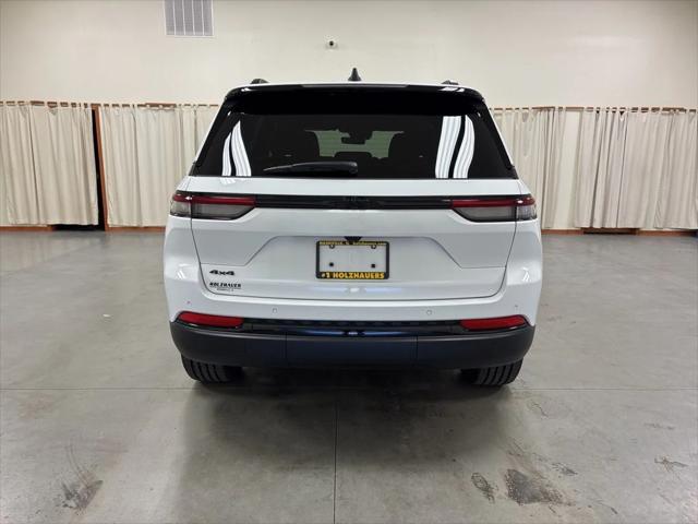 2025 Jeep Grand Cherokee Altitude X 4x4