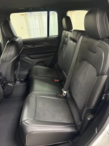 2025 Jeep Grand Cherokee Altitude X 4x4
