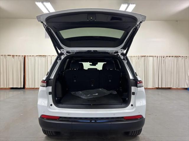 2025 Jeep Grand Cherokee Altitude X 4x4