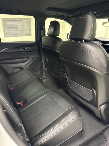 2025 Jeep Grand Cherokee Altitude X 4x4