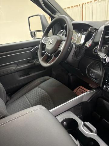 2026 Ram 3500 Big Horn Crew Cab 4x4 6'4" Box