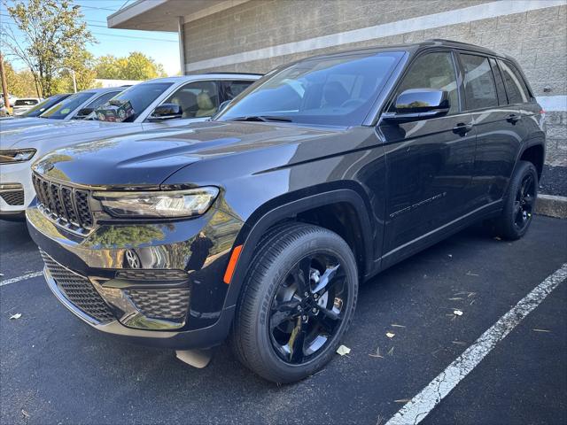 2025 Jeep Grand Cherokee GRAND CHEROKEE ALTITUDE X 4X4
