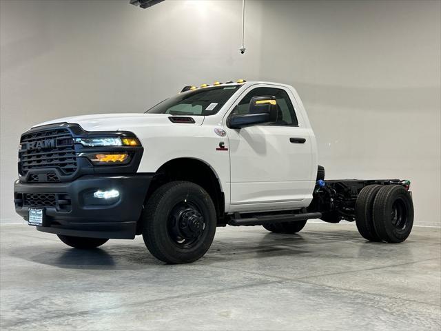 2026 RAM 3500 Chassis RAM 3500 TRADESMAN CHASSIS REGULAR CAB 4X4 60 CA