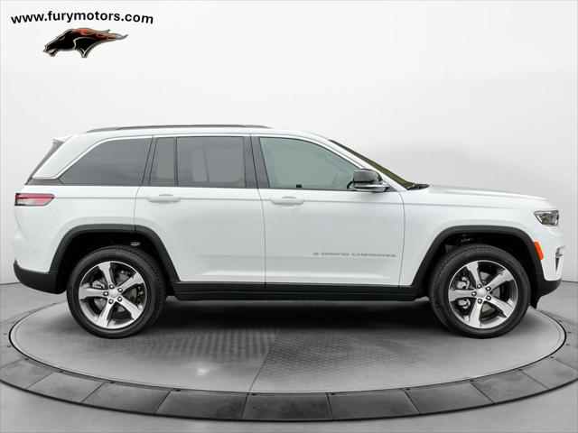 2025 Jeep Grand Cherokee GRAND CHEROKEE LIMITED 4X4 2025 Jeep Grand Cherokee GRAND CHEROKEE LIMITED 4X4
