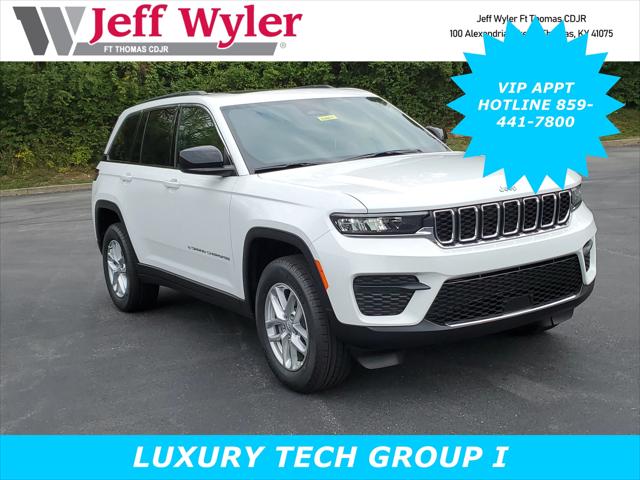 2025 Jeep Grand Cherokee GRAND CHEROKEE LAREDO X 4X4
