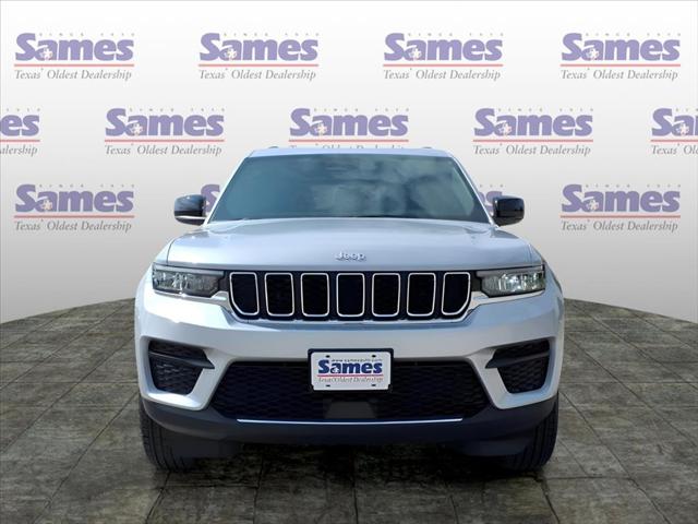 2025 Jeep Grand Cherokee GRAND CHEROKEE LAREDO X 4X4 2025 Jeep Grand Cherokee GRAND CHEROKEE LAREDO X 4X4