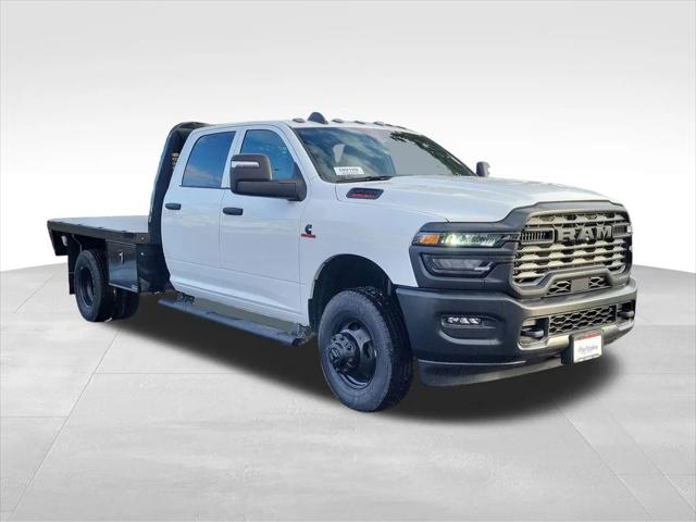 2026 RAM Ram 3500 Chassis Cab RAM 3500 TRADESMAN CREW CAB CHASSIS 4X4 60 CA 2026 RAM Ram 3500 Chassis Cab RAM 3500 TRADESMAN CREW CAB CHASSIS 4X4 60 CA