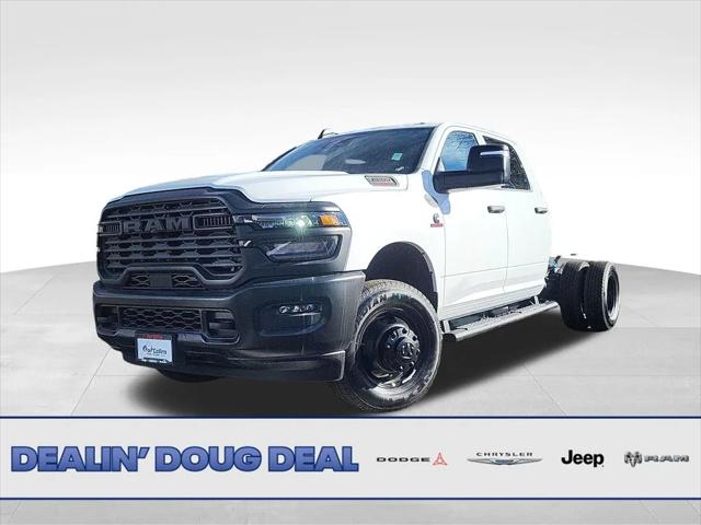 2026 RAM Ram 3500 Chassis Cab RAM 3500 TRADESMAN CREW CAB CHASSIS 4X4 60 CA