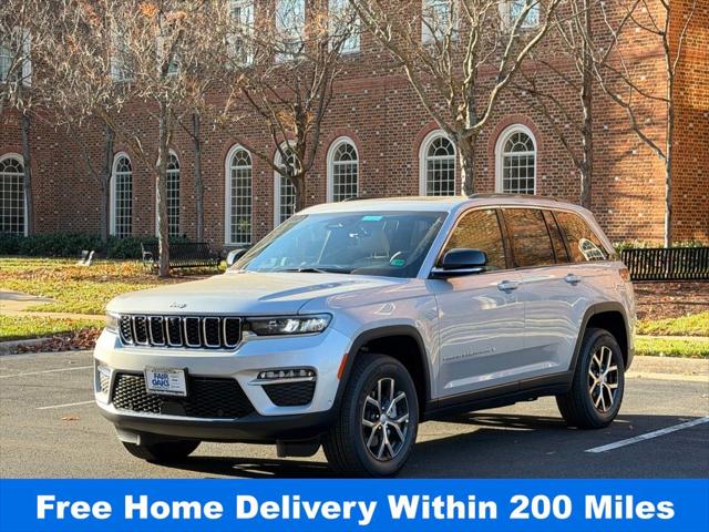 2025 Jeep Grand Cherokee GRAND CHEROKEE LIMITED 4X4