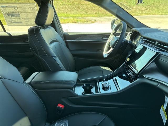 2025 Jeep Grand Cherokee GRAND CHEROKEE LIMITED 4X4 2025 Jeep Grand Cherokee GRAND CHEROKEE LIMITED 4X4