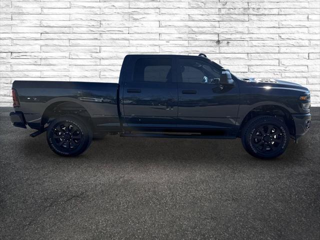2026 RAM Ram 2500 RAM 2500 BLACK EXPRESS CREW CAB 4X4 64 BOX