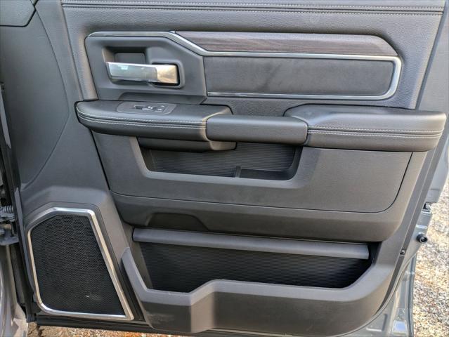 2026 Ram 3500 Laramie Crew Cab 4x4 8' Box