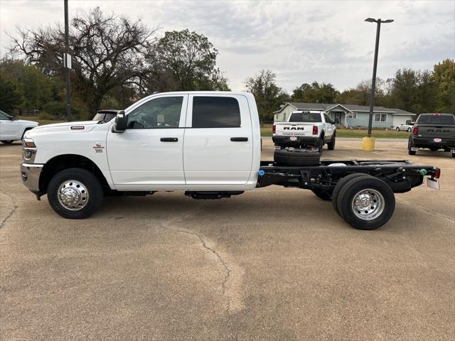 2026 RAM Ram 3500 Chassis Cab RAM 3500 TRADESMAN CREW CAB CHASSIS 4X4 60 CA