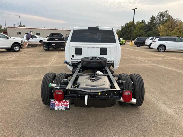 2026 RAM Ram 3500 Chassis Cab RAM 3500 TRADESMAN CREW CAB CHASSIS 4X4 60 CA