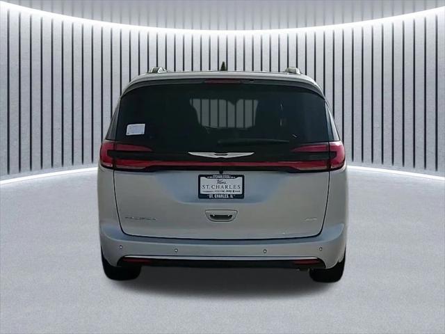 2026 Chrysler Pacifica Pinnacle AWD